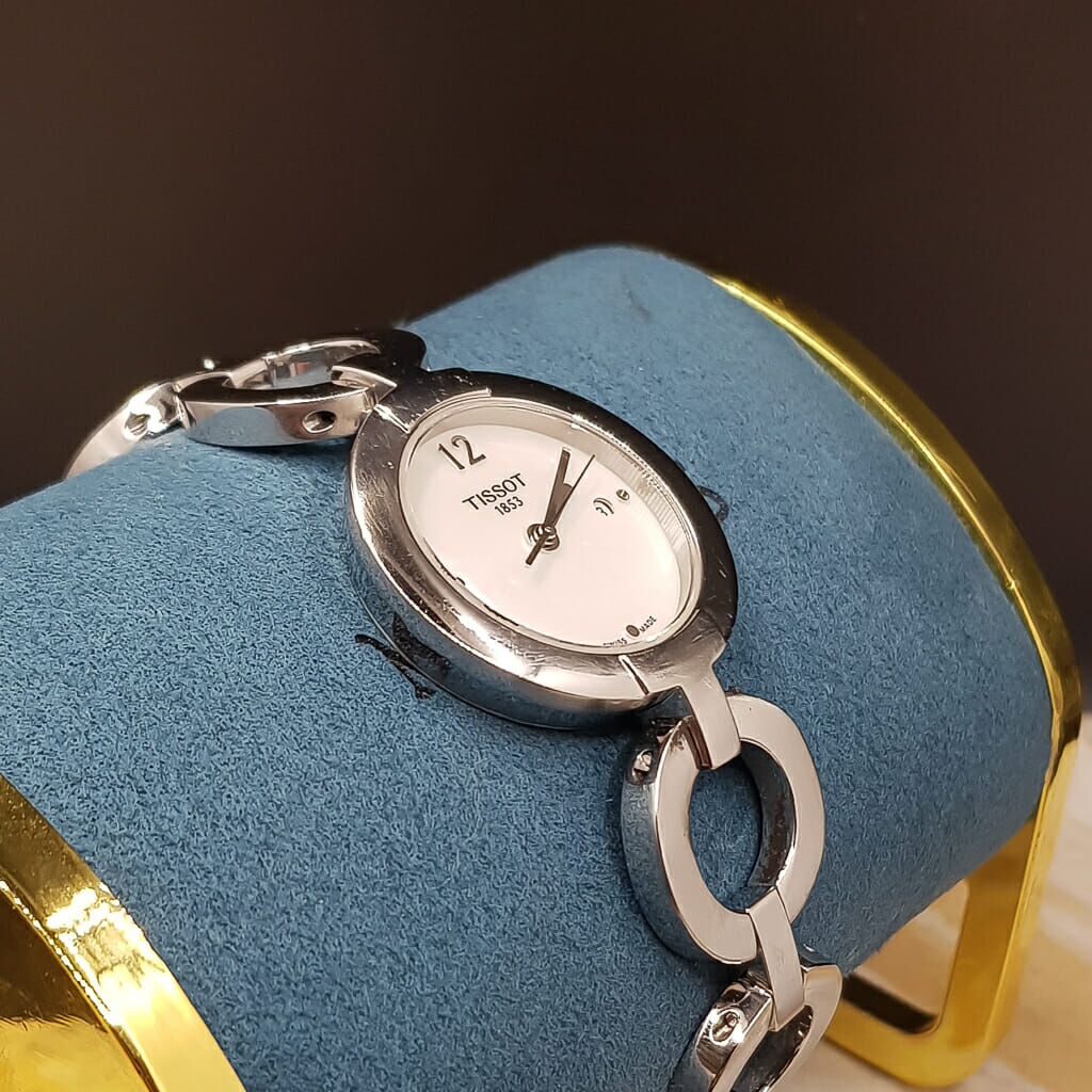 ピンクの猫様 Tissot サファイアクリスタル レザーベルト時計 ピンクの猫様 Tissot サファイアクリスタル レザーベルト時計